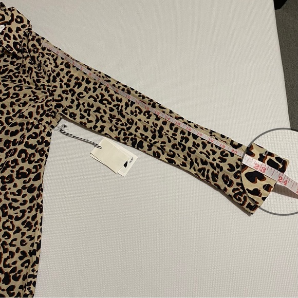 1901 Beige Shadow Leopard Print Long Sleeve Top Size XS - Picture 10 of 10